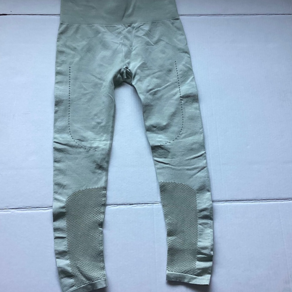 Joy Lab Laser cut yoga workout athletic leggings size medium M
